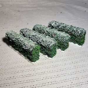 Dept 56 Holly Hedges, Set Of 4